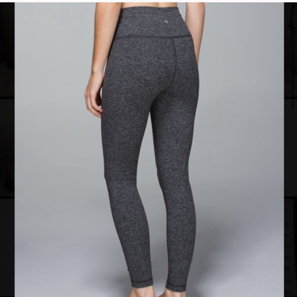 Lululemon Wunder Under Herringbone 2 high rise 28”